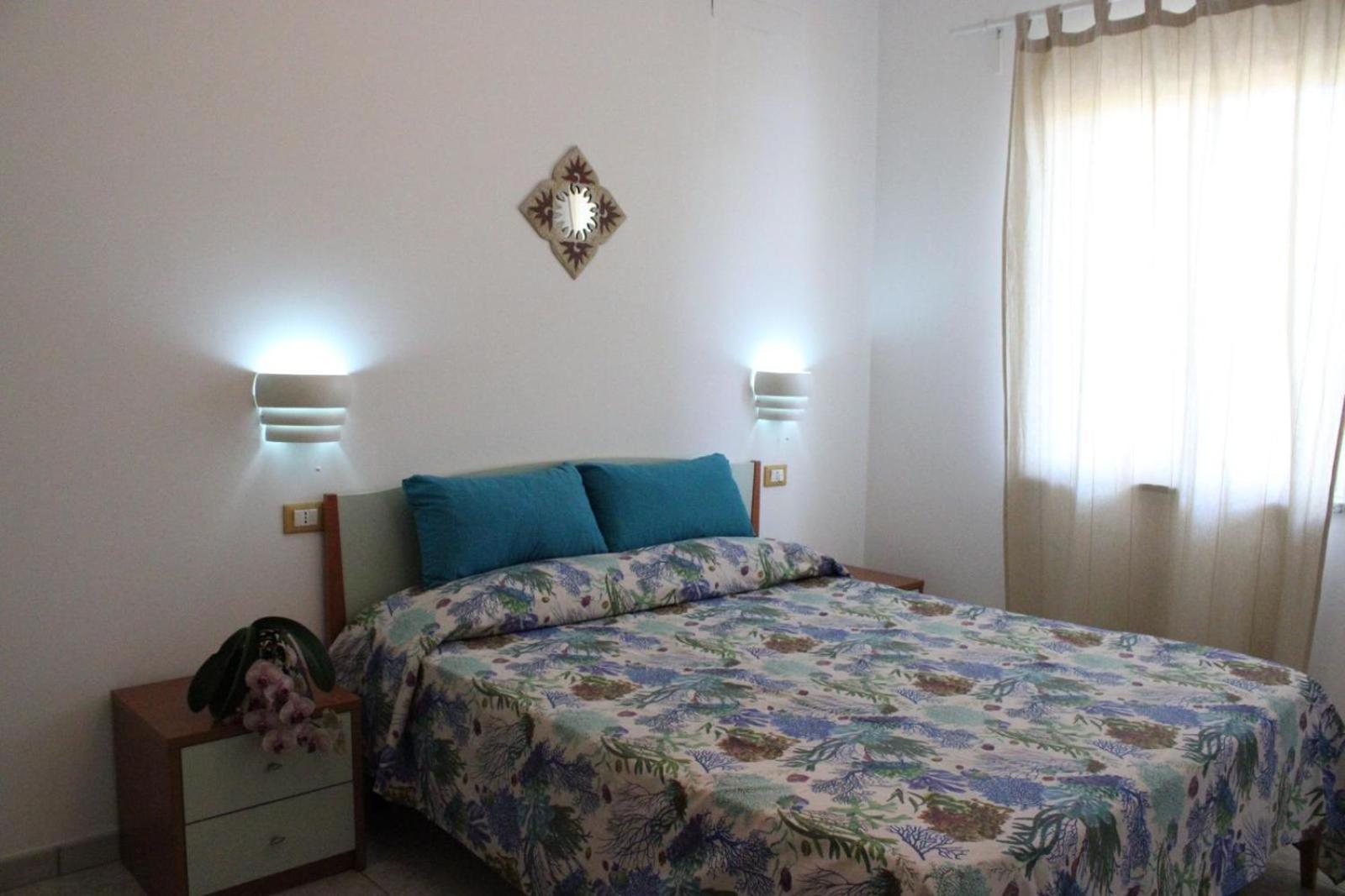 Graceland Rooms And Suites Capo Vaticano Exterior photo