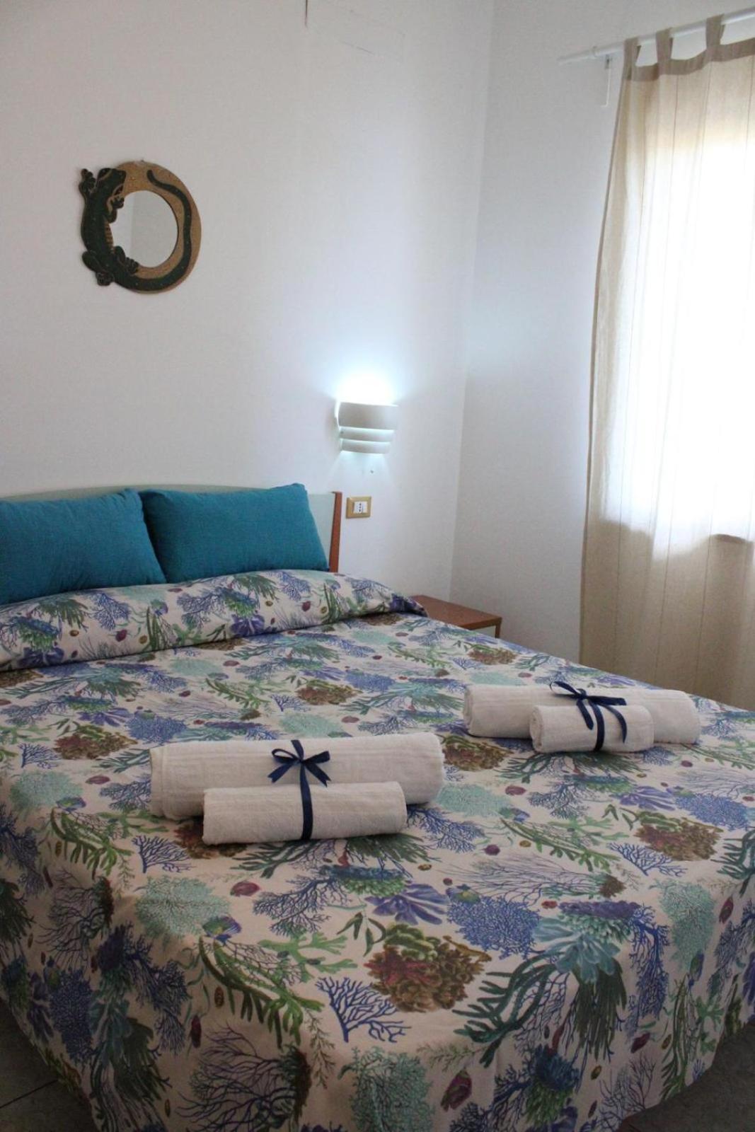 Graceland Rooms And Suites Capo Vaticano Exterior photo