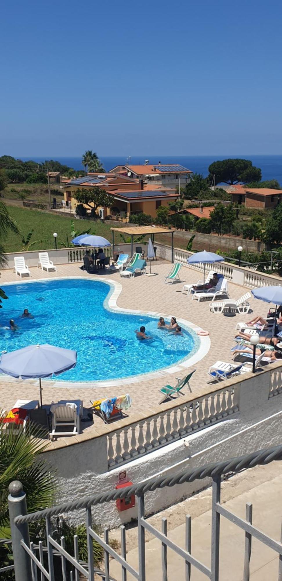 Graceland Rooms And Suites Capo Vaticano Exterior photo