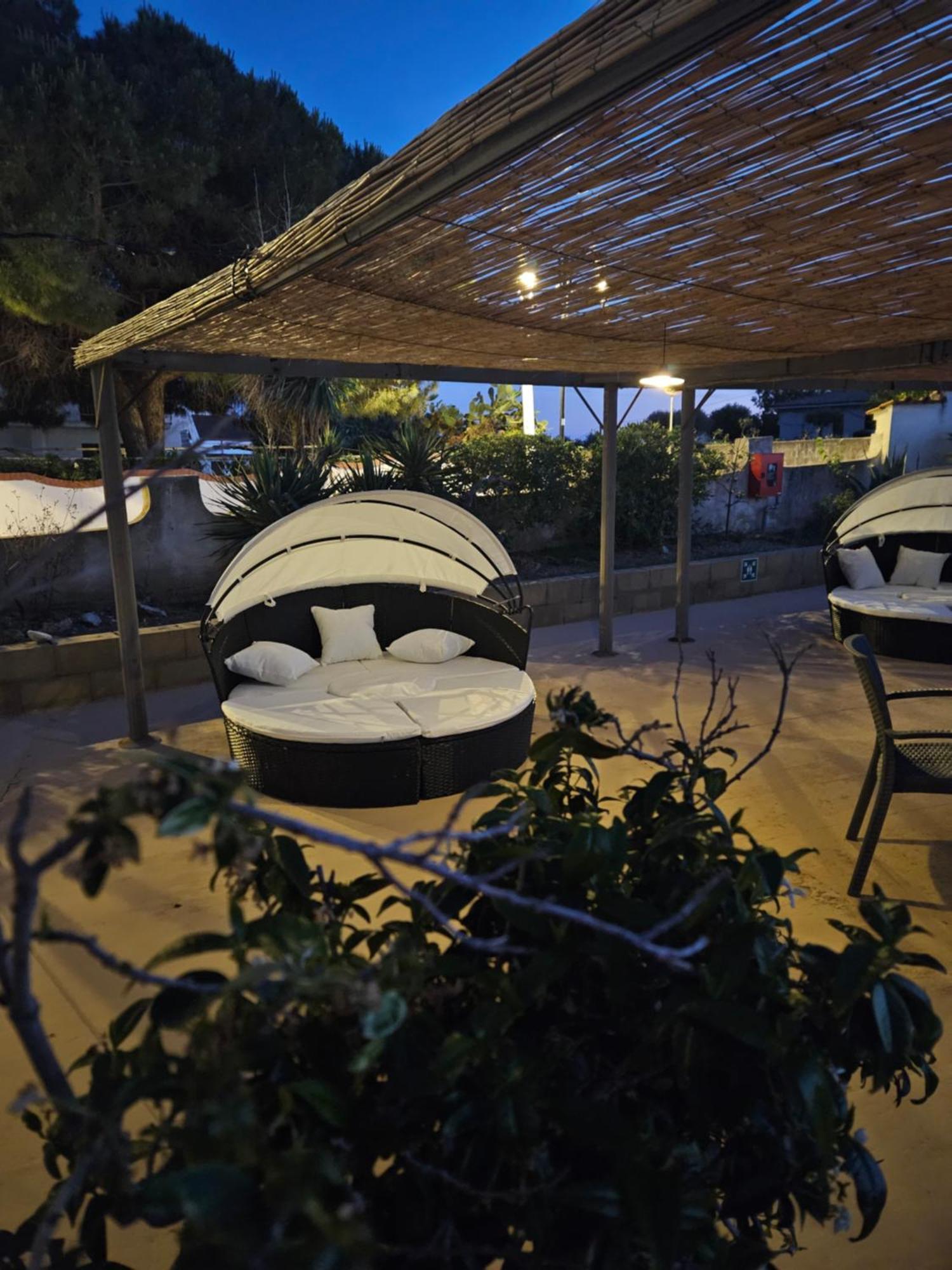 Graceland Rooms And Suites Capo Vaticano Exterior photo
